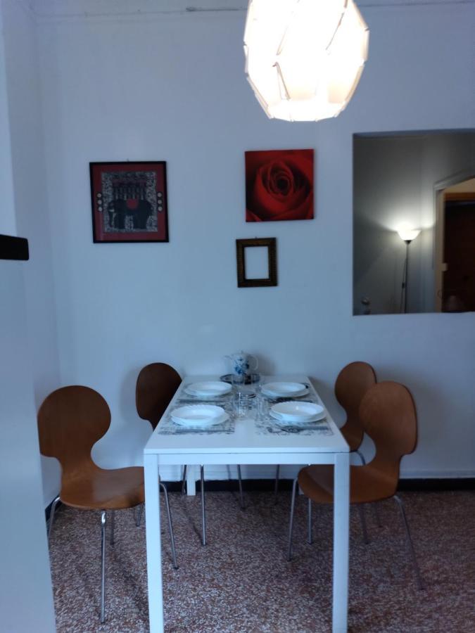 Trilocale Cecilia'S Studio Genoa Exterior photo